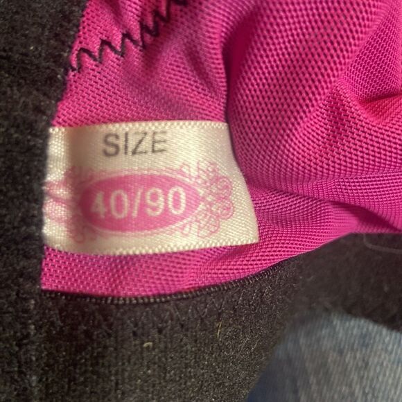 Bolidan pink & black bra size 40/90 fits like a C Valentines day push-up - Picture 4 of 4